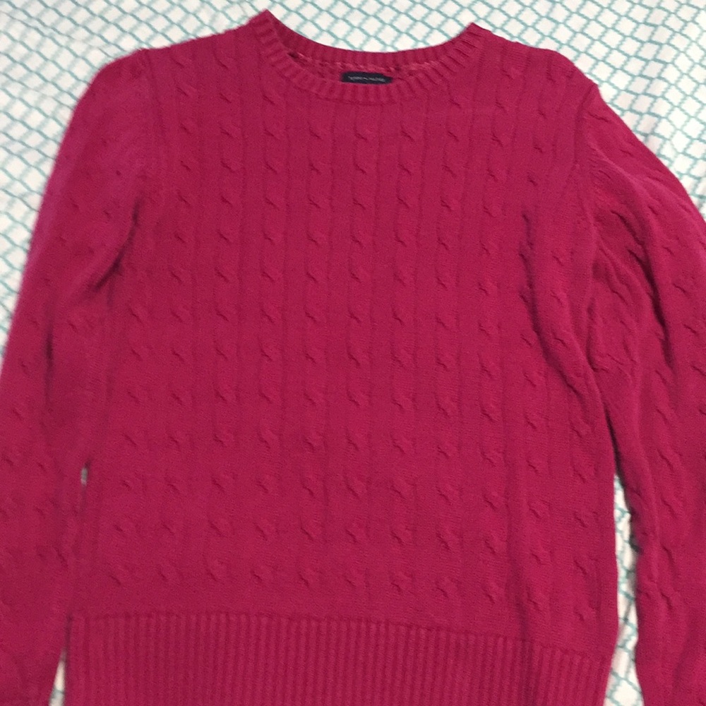 Ladies sweater, Tommy Hilfiger.